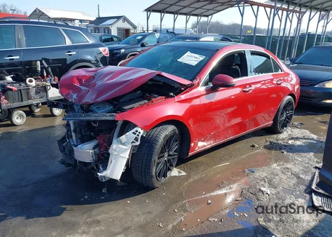 2022 Mercedes-Benz A 220 4Matic from USA, damaged, VIN W1K3G4FB0NJ337025
